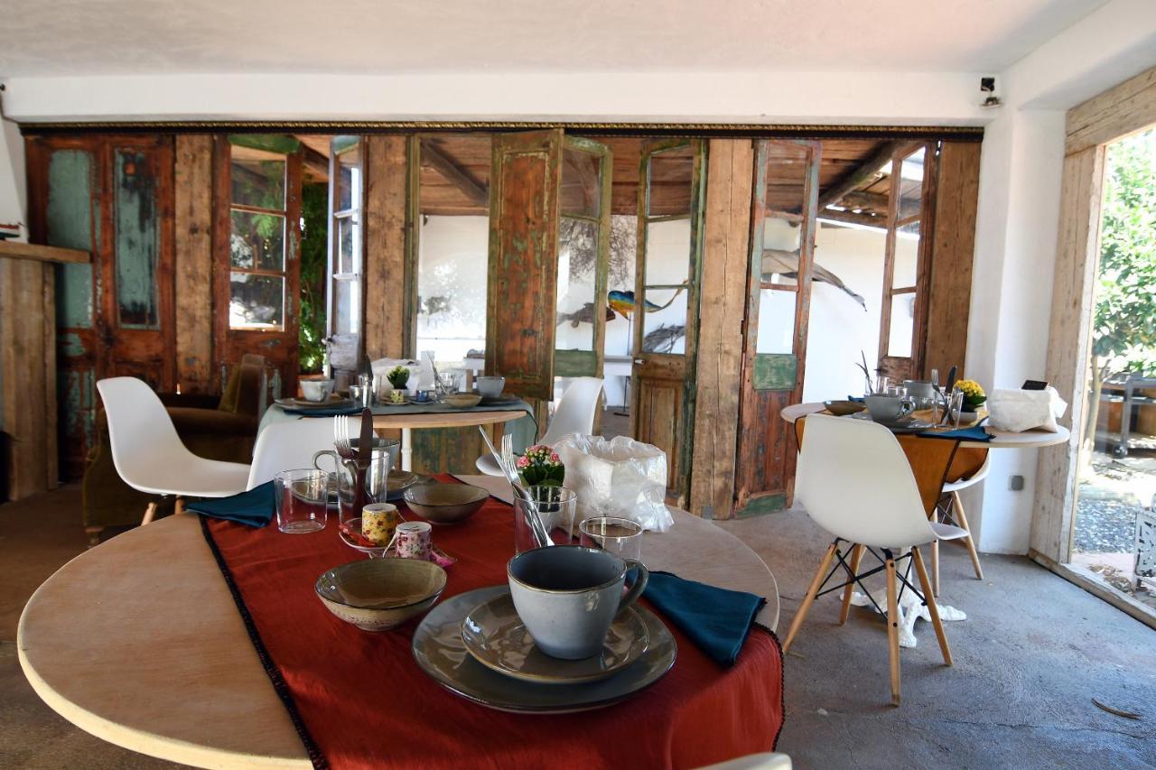 Bed and Breakfast Le Rondini Montrás Exterior foto